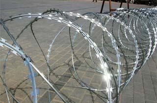 who sells razor wire